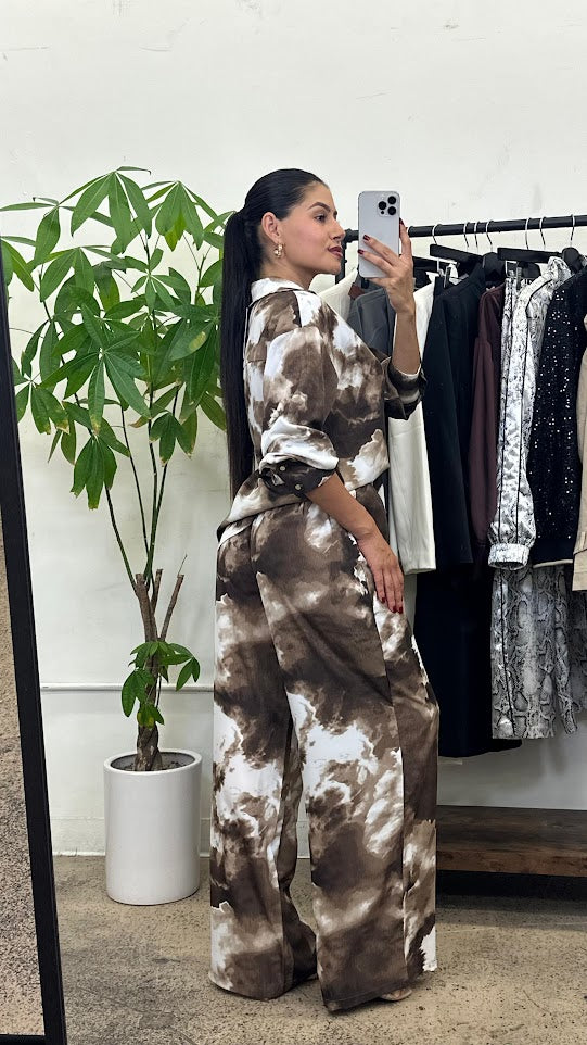 Relaxed Fit Shirt & Pants Set in Earth Tones