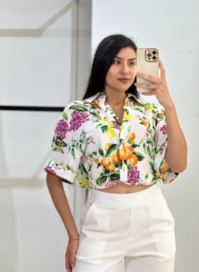 Blooming Grace - Top corto con estampado floral