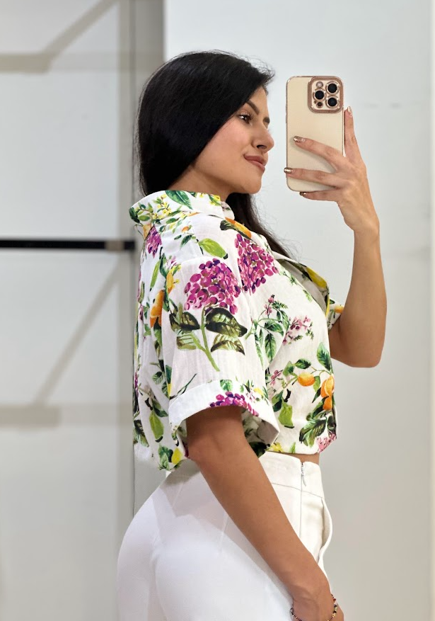 Blooming Grace - Top corto con estampado floral
