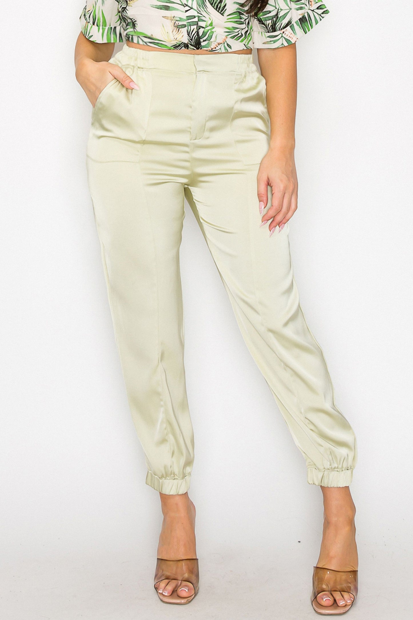 PANTALÓN JOGGER DE SATÉN