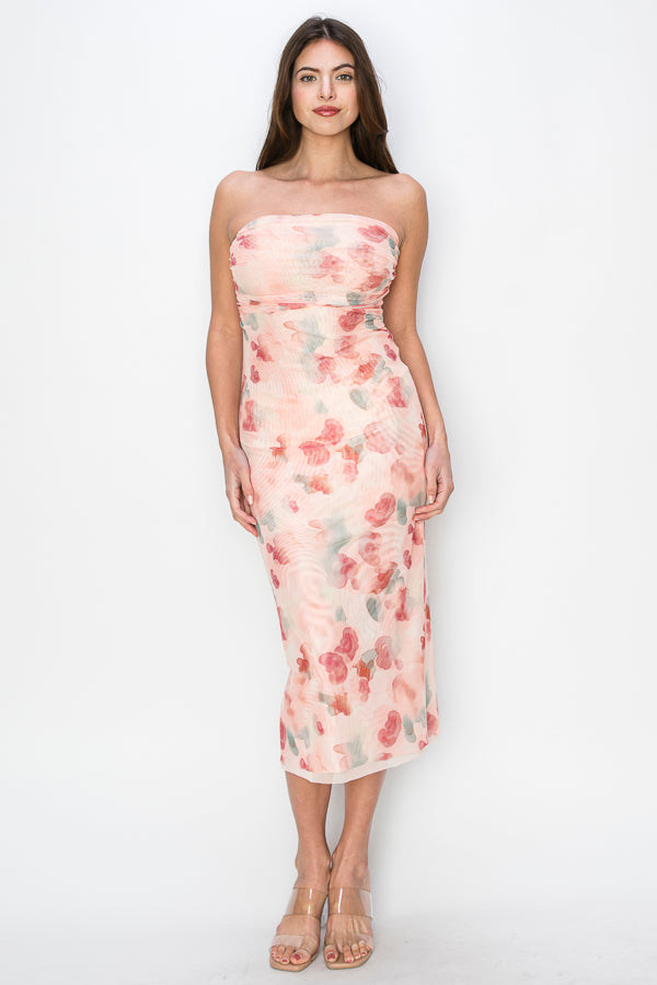 • SKU: D6068 • S-M-L (2-2-2) • Hand wash only • A long dress for women crafted from floral fabric, featuring a sleeveless design. The garment is adorned with a floral pattern on the fabric, and its design includes a sleeveless cut, providing an open and elegant look. • The dress is characterized by its extended length, creating a graceful and flowing appearance, with the floral fabric adding a touch of feminine charm to the overall aesthetic."  the best quality & wholesale w/ onenmoreusa.com