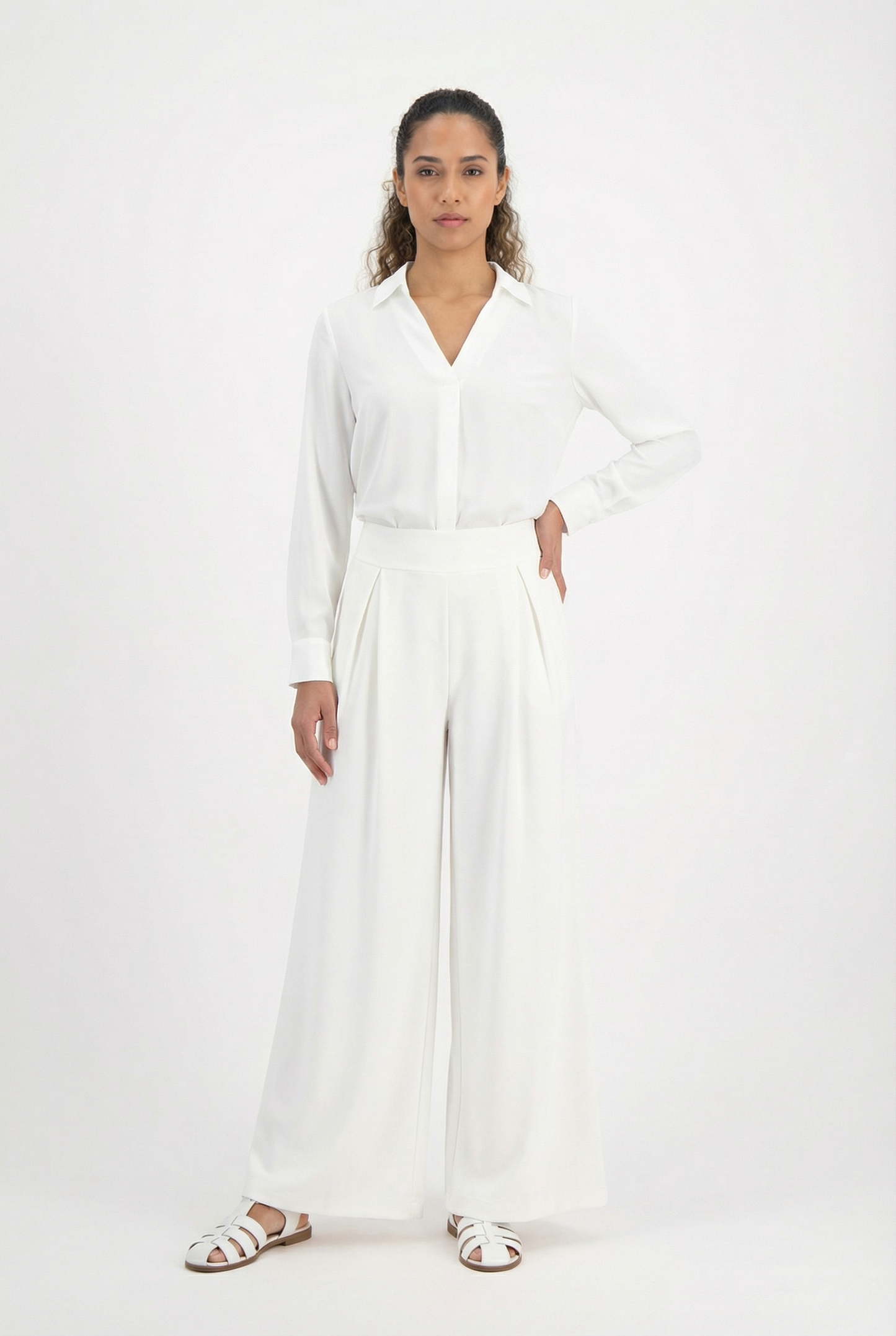 Tailored Pleated Wide-Leg Pants