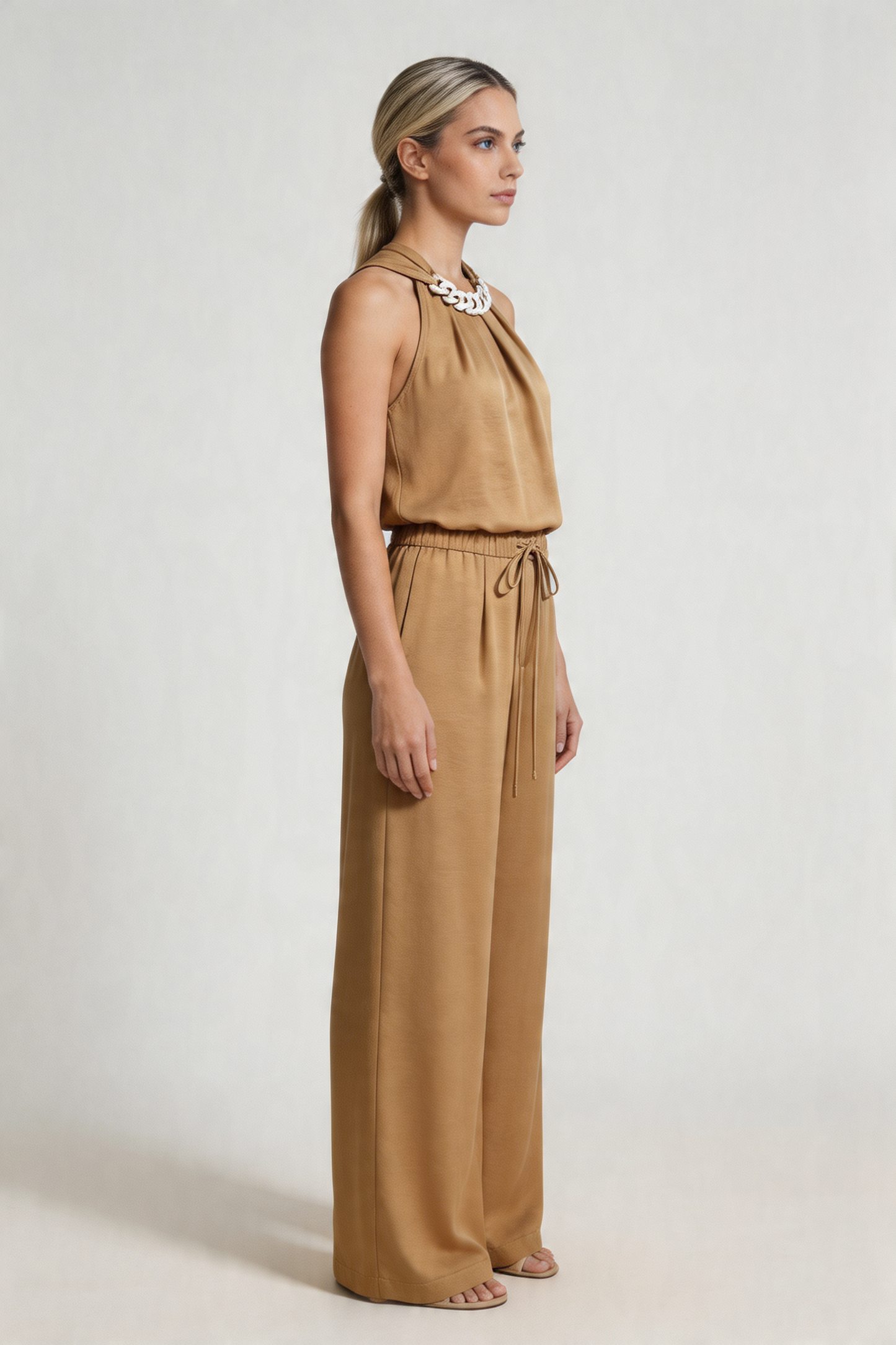 Silky Chain-Neck Halter Set