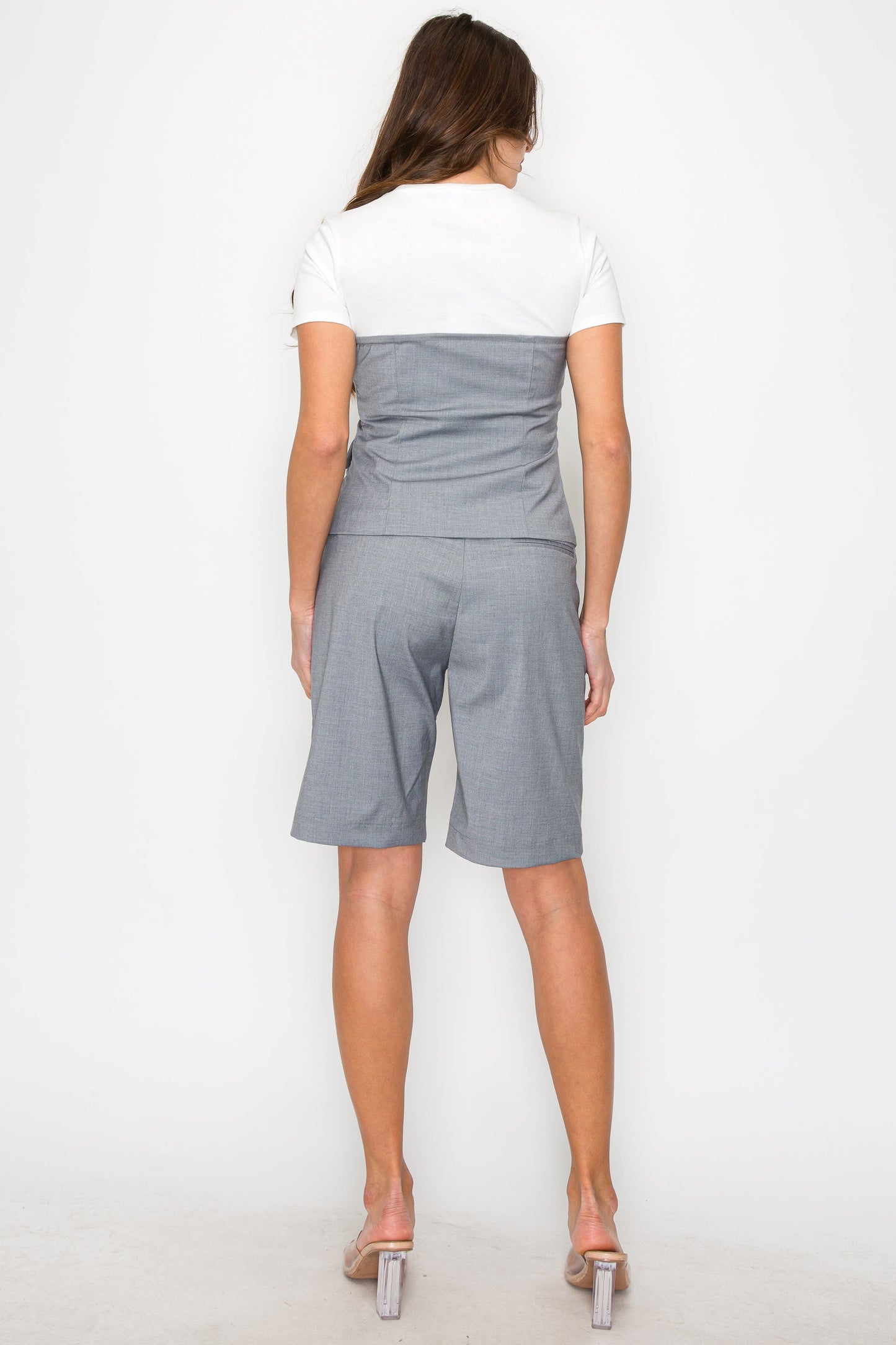 • SKU: S3058 • S-M-L • Hand wash only •This garment is a pair of short solid-colored pants with a front zipper for closure. It is designed with pockets on both sides, adding practicality and convenience to the shorts. pockets enhance the functionality of the shorts, providing a simple and versatile piece for various casual occasions. - Make A SET W/ T5272 PANT AS A PIC. The best price & quality & wholesale manufacture w/ onenmoreusa.com